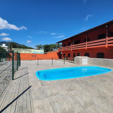 0001.05 - Maranduba - Apto - 2 Dormitorio - 8 Pessoas - 2 Quadras Do Mar - Piscina - Wi-Fi Ubatuba Extérieur photo