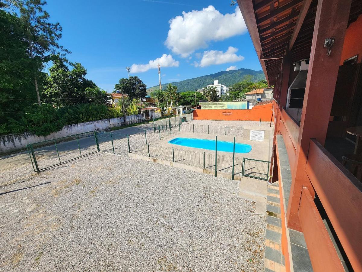 0001.05 - Maranduba - Apto - 2 Dormitorio - 8 Pessoas - 2 Quadras Do Mar - Piscina - Wi-Fi Ubatuba Extérieur photo